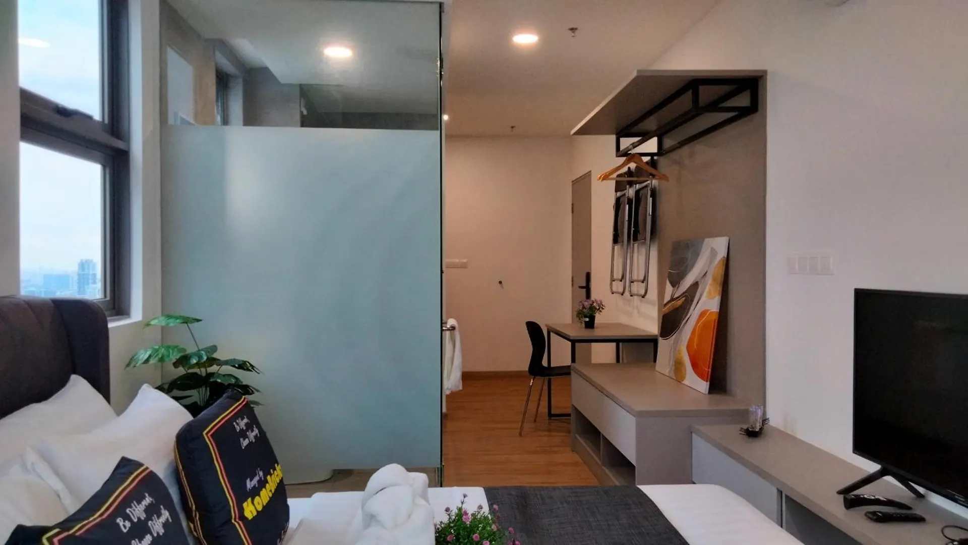 Apartment Riveria Suites, Kl Sentral By Homebrickz Kuala Lumpur