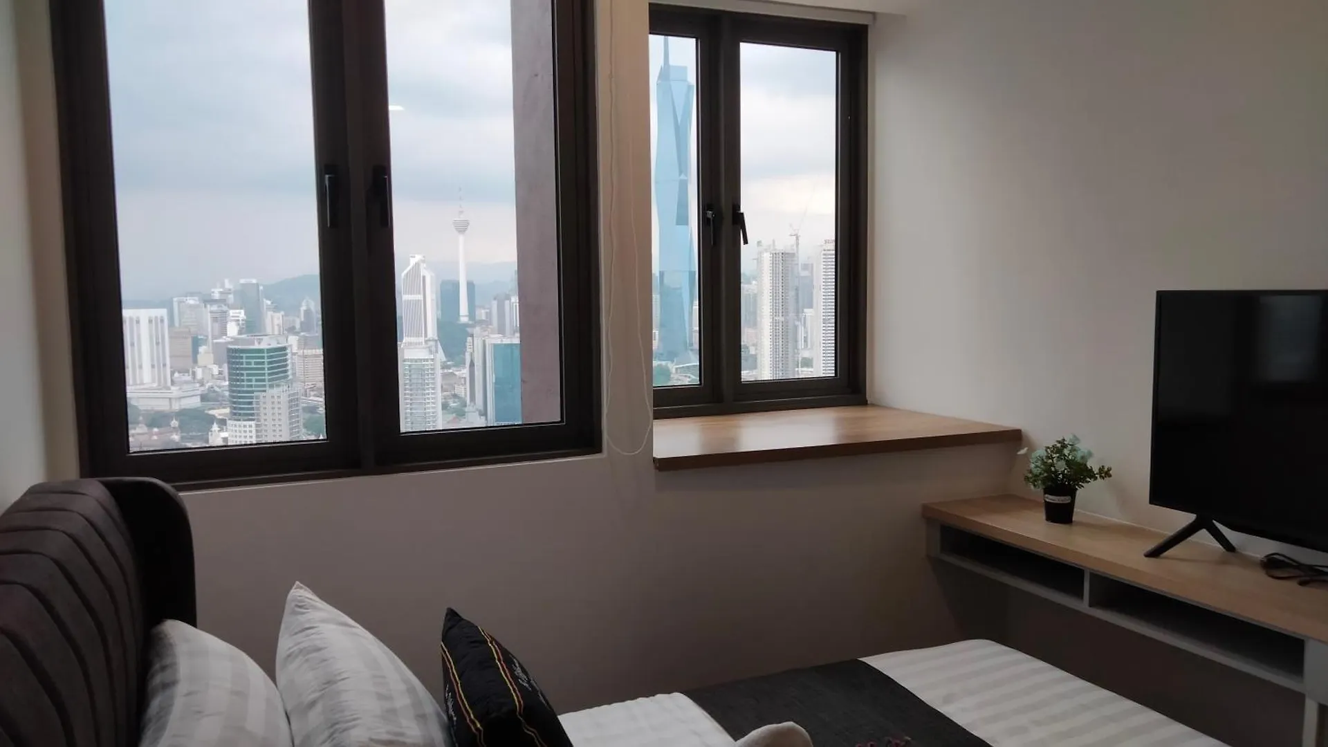 Riveria Suites, Kl Sentral By Homebrickz Kuala Lumpur 0*,  Malaysia