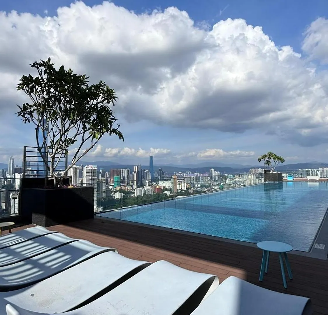 Riveria Suites, Kl Sentral By Homebrickz Kuala Lumpur Apartment